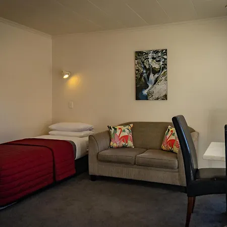 Amber Court Motel-2