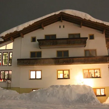 Haus Alpina-2