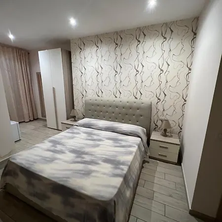 La Suite-3