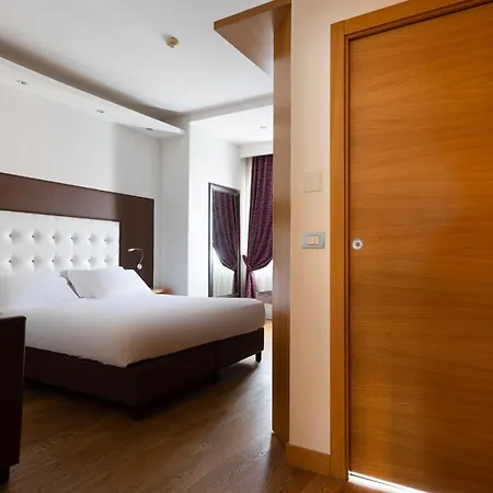 Hotel Royal Caserta-3