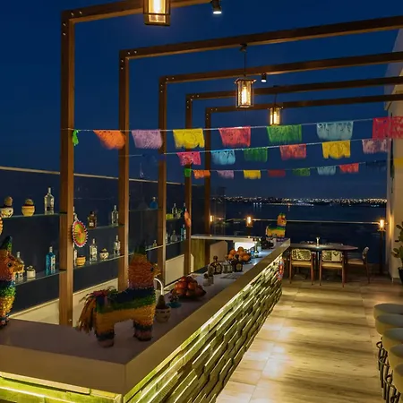 Aloft By Marriott Palm Jumeirah-2