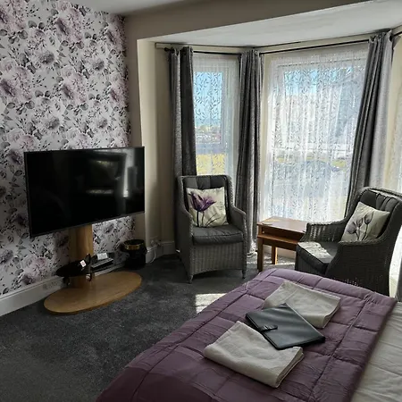 Willows Guest House-2