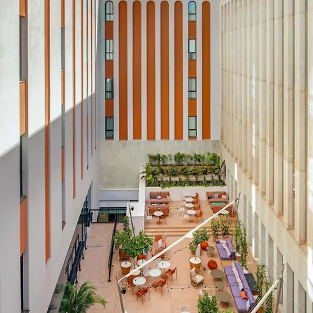 Ibis Styles Sevilla City Santa Justa-3