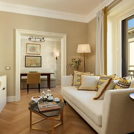 Rocco Forte Hotel Savoy-3
