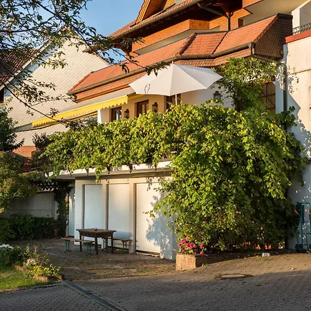 Hotel Restaurant Vinothek LAMM-2