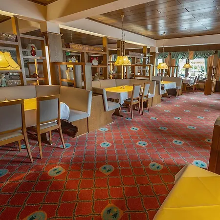 Sporthotel Goebel Garni-3