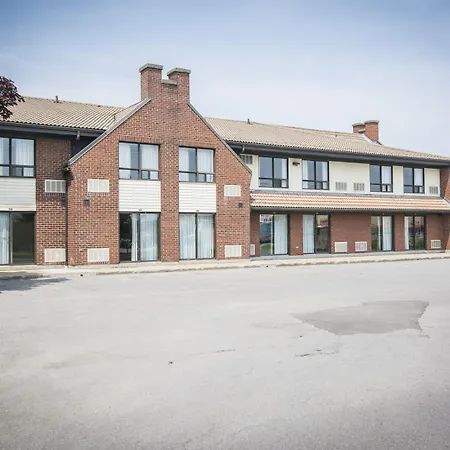 Comfort Inn Ancienne-Lorette - Quebec Airport-3