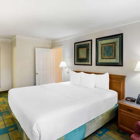 La Quinta Inn By Wyndham Lufkin-2