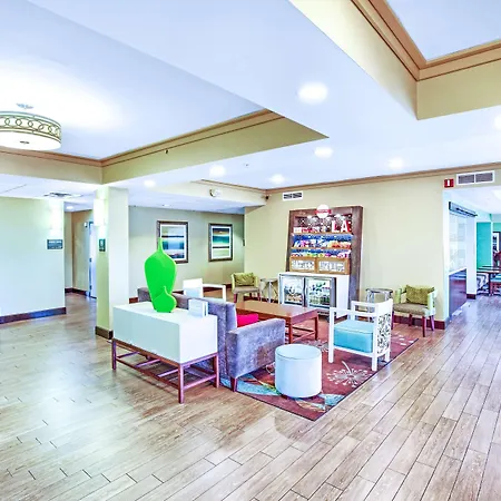 Hampton Inn Slidell-3