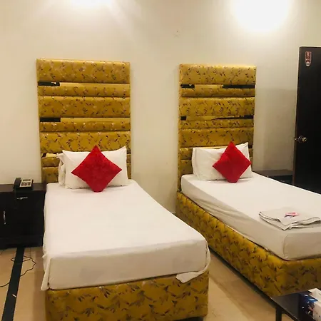 Hotel Royal Grand-2