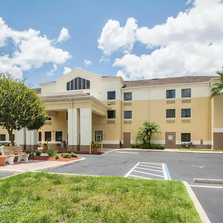 Comfort Inn & Suites Deland - Near University-2