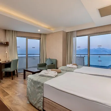 Ramada Plaza Antalya-3