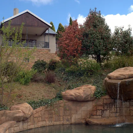 The Highlander Hotel Dullstroom-2