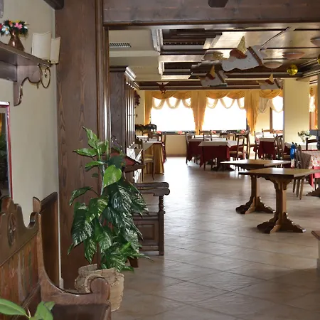 Hotel Lusi-3