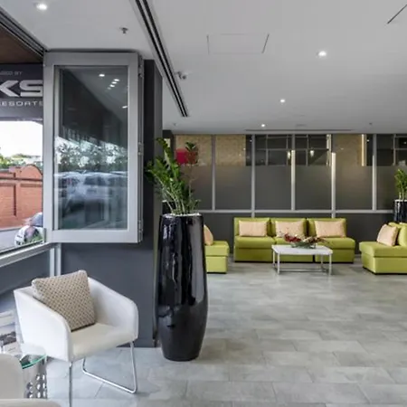 Oaks Melbourne South Yarra Suites-2