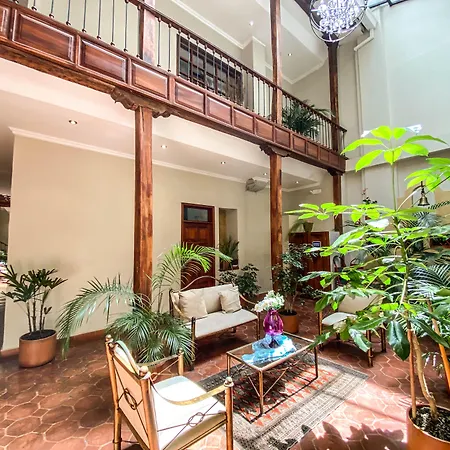 Santa Lucia House - Forum-2