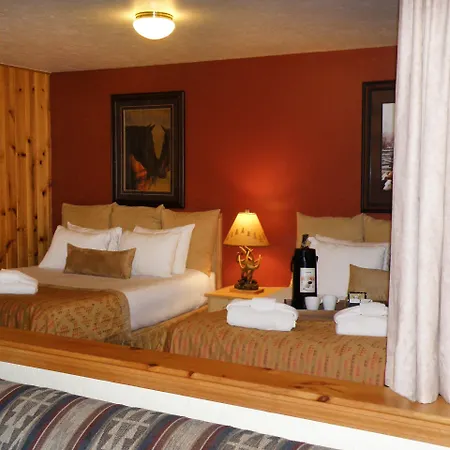 Rivers Edge Motel Lodge & Resort-3