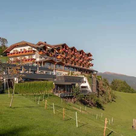 Panoramahotel Huberhof-2