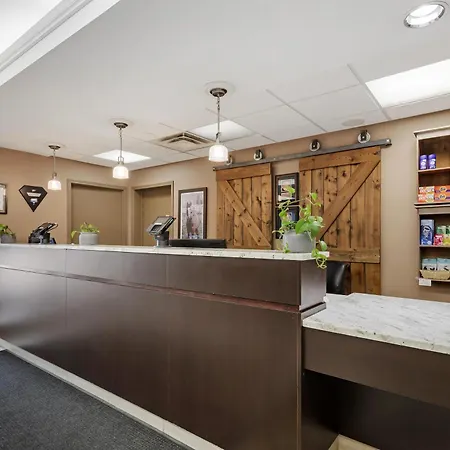Best Western Plus Red Deer Inn & Suite-3