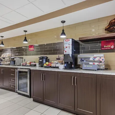 Best Western Plus Red Deer Inn & Suite-3
