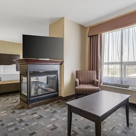 Best Western Plus Red Deer Inn & Suite-2