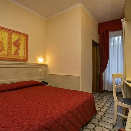 Hotel Lo Squalo-3
