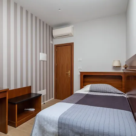 Hotel Excelsior Pavia-3