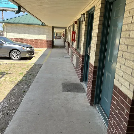 Country Inn Motel-3
