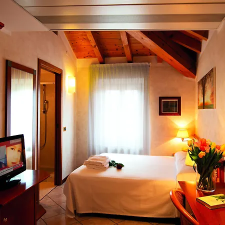 Hotel Corte Regina-3