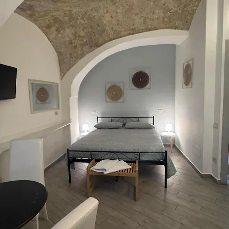 Petros Rooms&Apartments-2