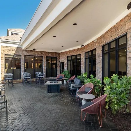 Hilton Garden Inn Cartersville-3