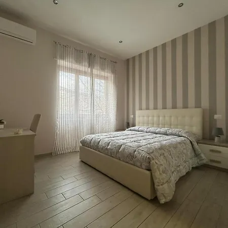 La Suite-3