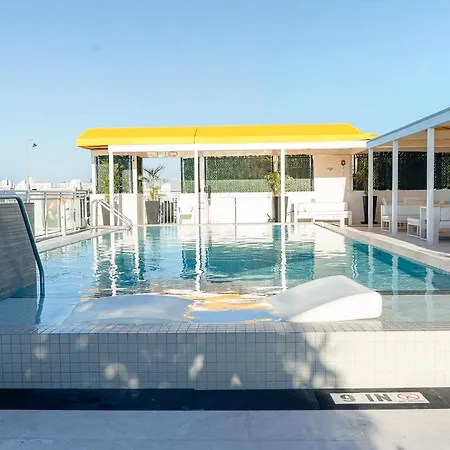 Leslie Hotel Ocean Drive-2