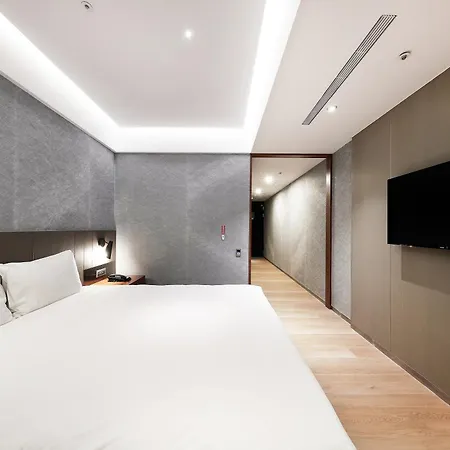 Check Inn Taipei Nanjing-3