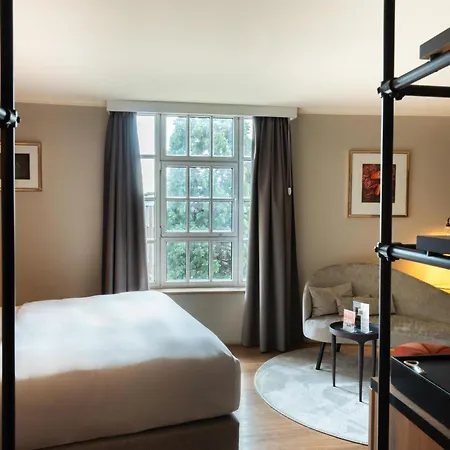 Wasserturm Hotel Cologne, Curio Collection By Hilton-2