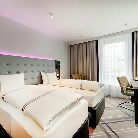 Premier Inn Hamburg City Klostertor-2