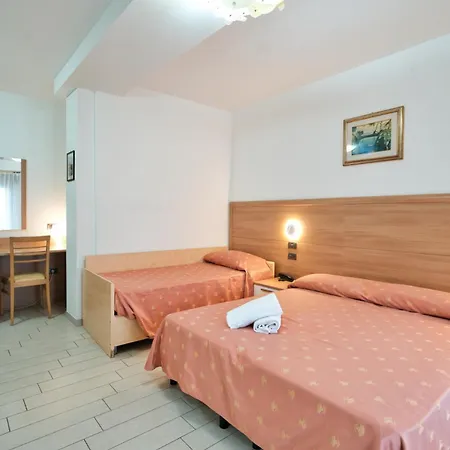 Hotel Ideal Sottomarina-2