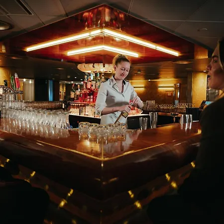 ss Rotterdam Hotel en Restaurants-2