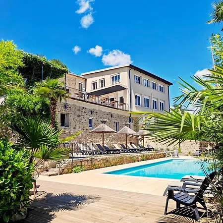 Domaine De La Pinede-2