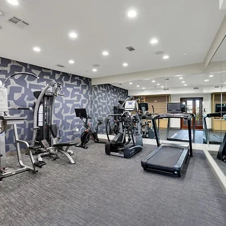 Best Western Plus Sunset Plaza Hotel-3