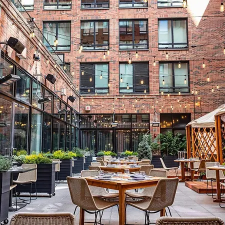 Arlo Soho-3