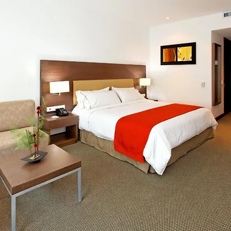 Holiday Inn Express Bogotá - Parque La 93, an IHG Hotel-3