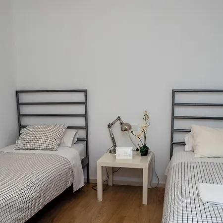 Hostal Five Gates-2