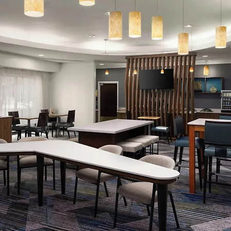 Springhill Suites Fort Myers Airport-3