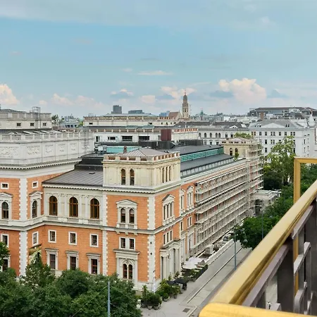 Hilton Vienna Plaza-2