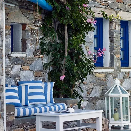 Folegandros Apartments-3