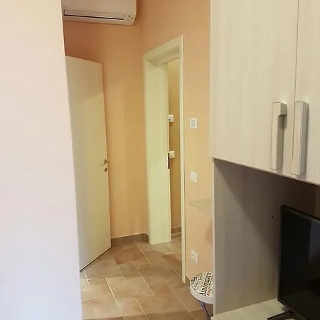 Perla Nera Guesthouse-2
