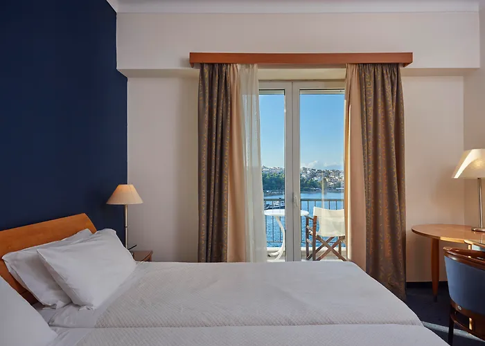 Lucy Hotel Chalkida