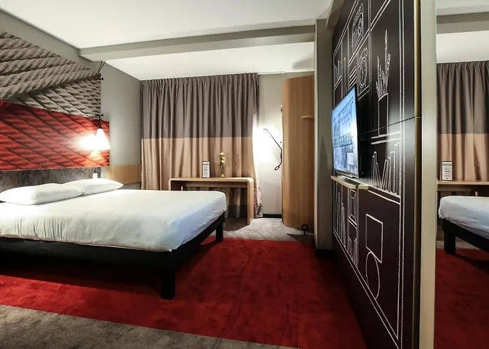 Hotel Ibis Niort Est Mendes France