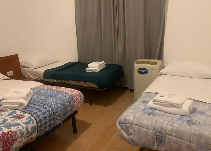 Roma paradise inn